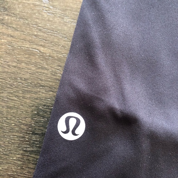 ✴️ Lululemon Black Fast and Free Sz 12 - Picture 9 of 10